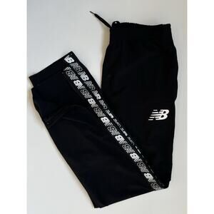 New Balance Mens Track Pants Size Large Polyester Spandex Blend Black